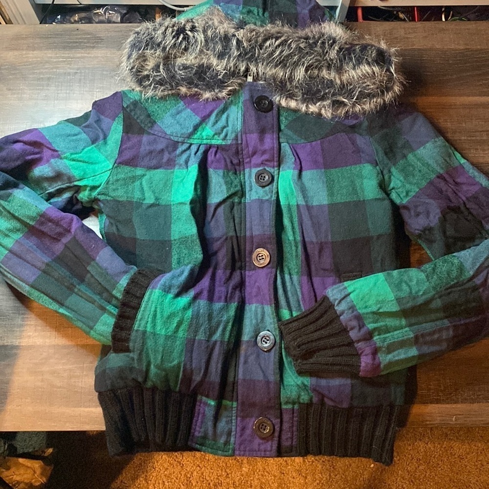 𝅺o’neill Faux fur hooded coat size medium